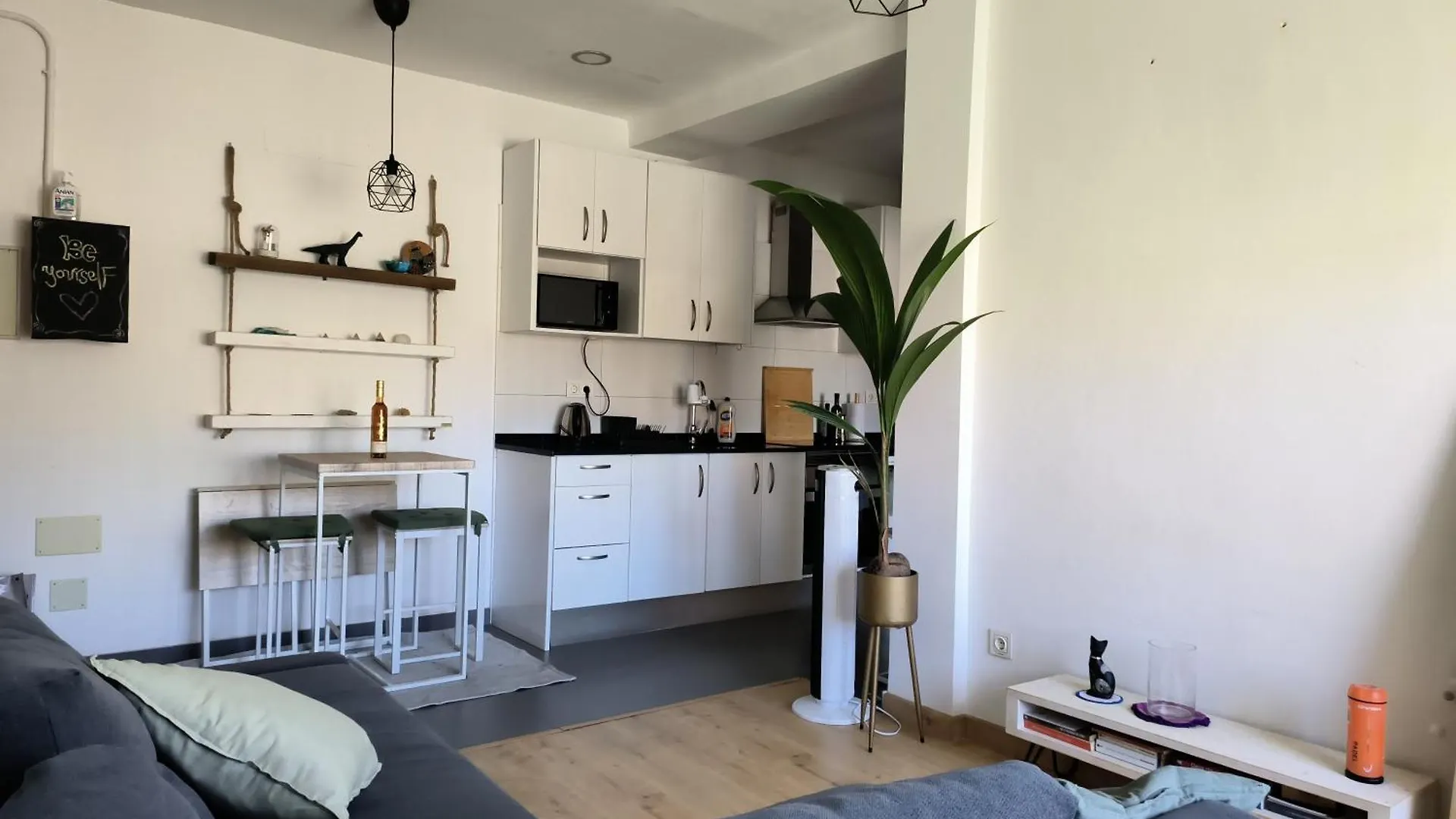 Bright And Comfy Remote Work Bcn Apartment Barcelona
