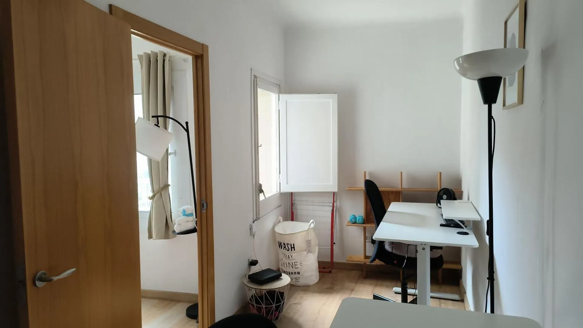 Bright And Comfy Remote Work Bcn Apartment Barcelona