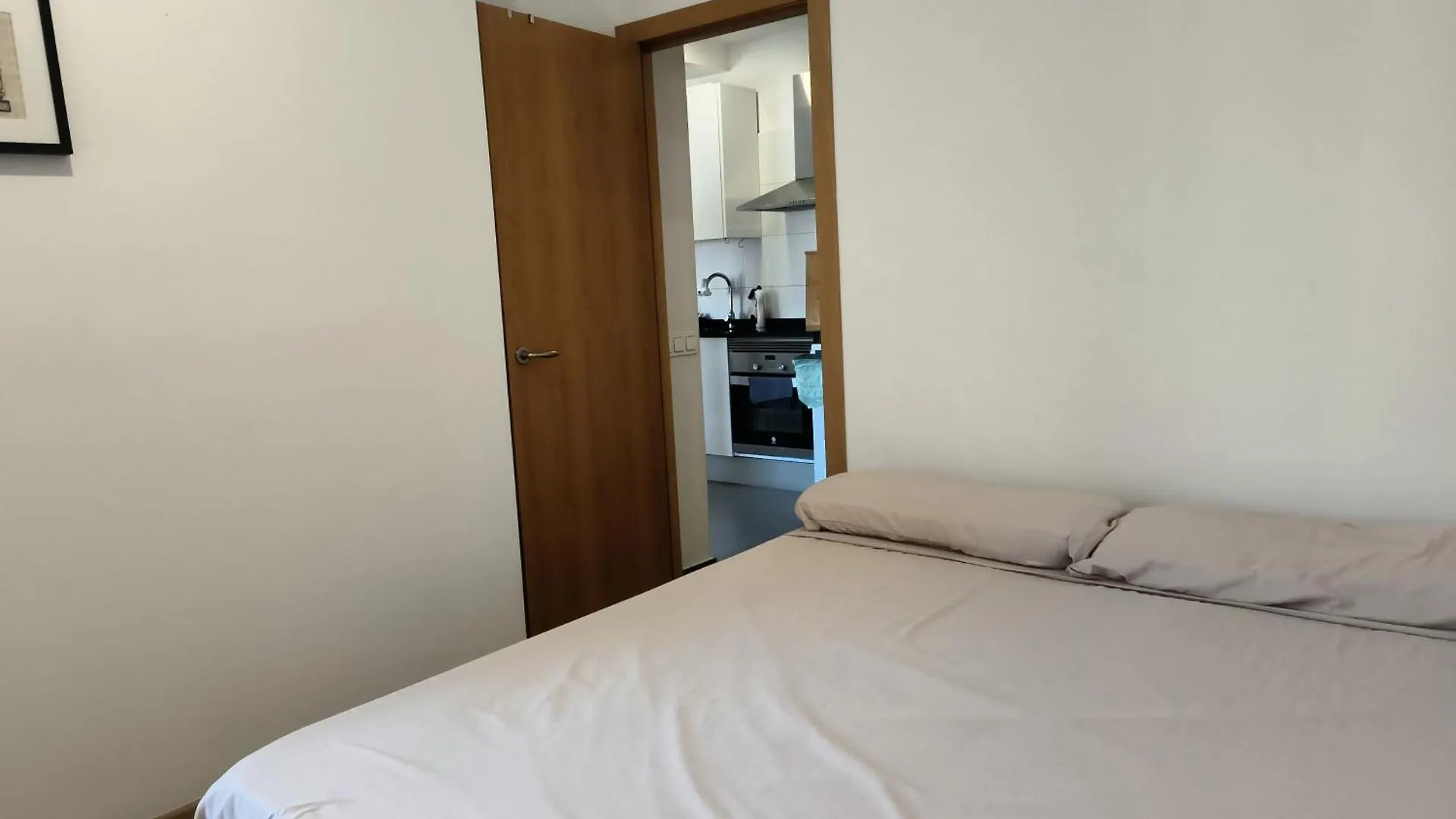 Bright And Comfy Remote Work Bcn Apartment Barcelona Spain